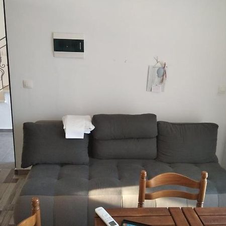 Underground Room Νέος Μαρμαράς Εξωτερικό φωτογραφία